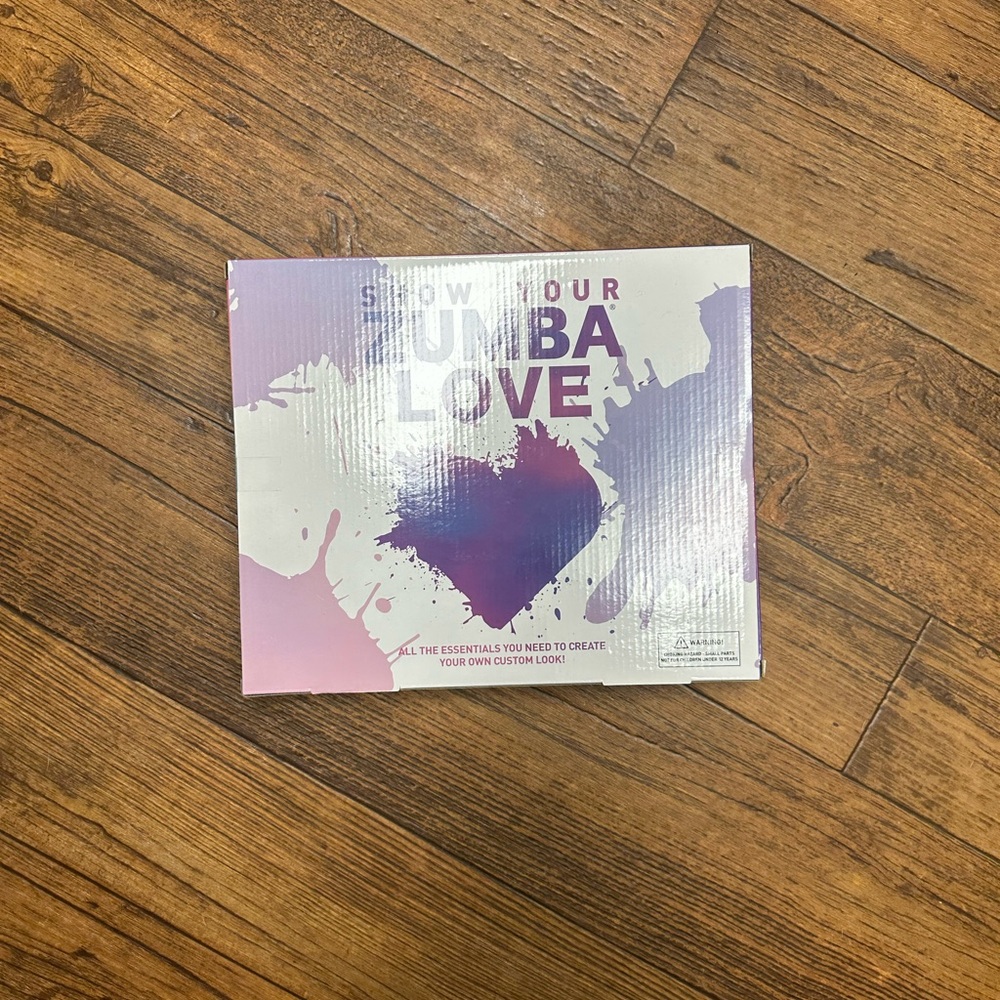 Zumba Fitness Purple and Pink Kit